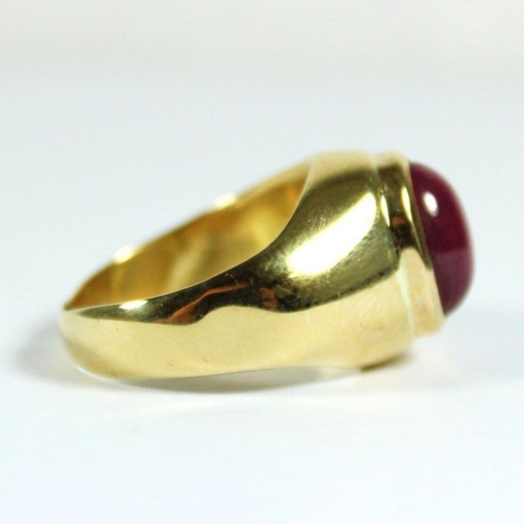 18ct Yellow Gold Star Ruby Ring