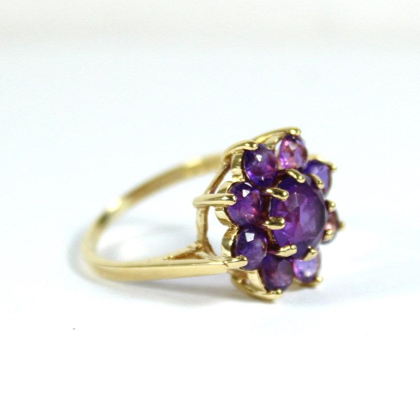 Vintage 18ct Yellow Gold Amethyst Daisy Cluster Ring