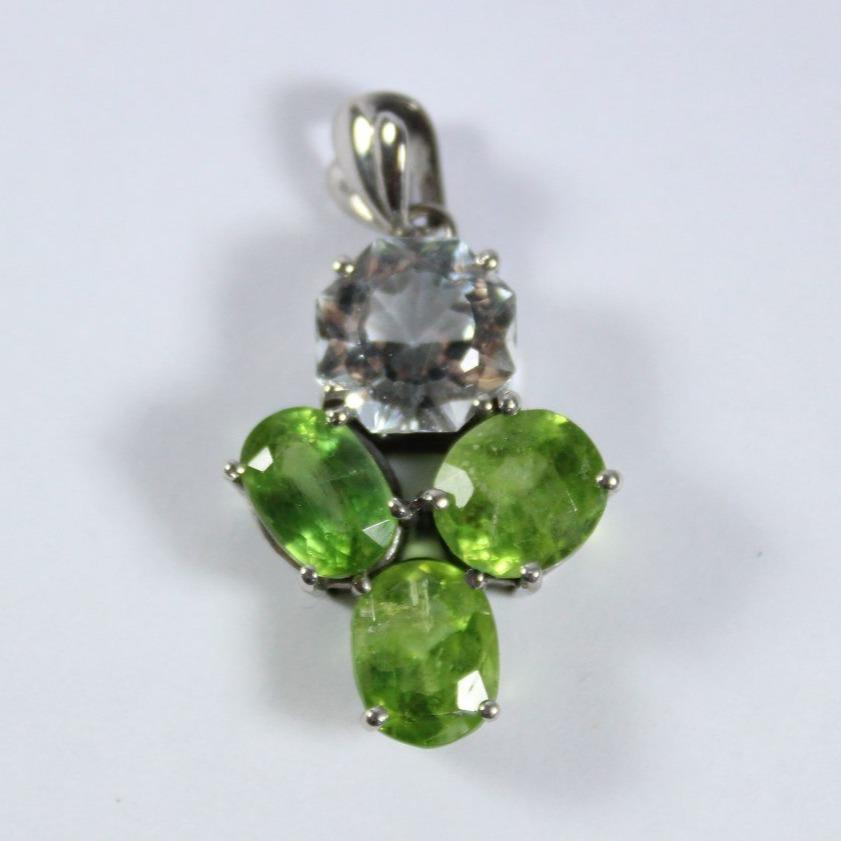 9ct White Gold Peridot and Topaz Pendant
