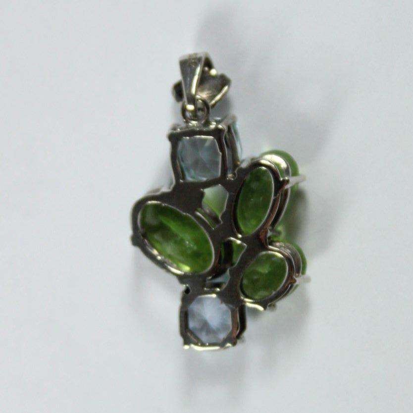 9ct White Gold Peridot and White Topaz Pendant