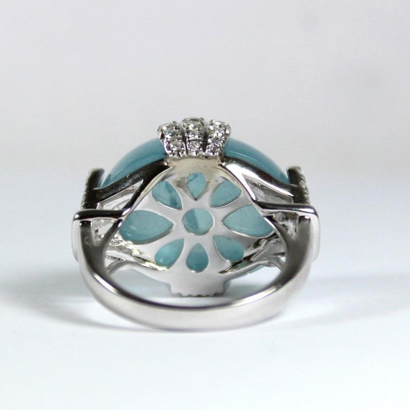 White Gold Cabochon Aquamarine and Diamond Ring