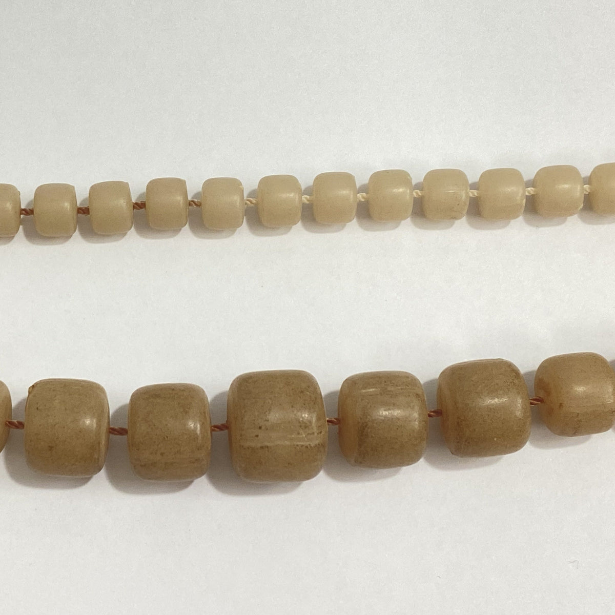 Vintage Soft Pink Bakelite Graduated Beaded Necklace