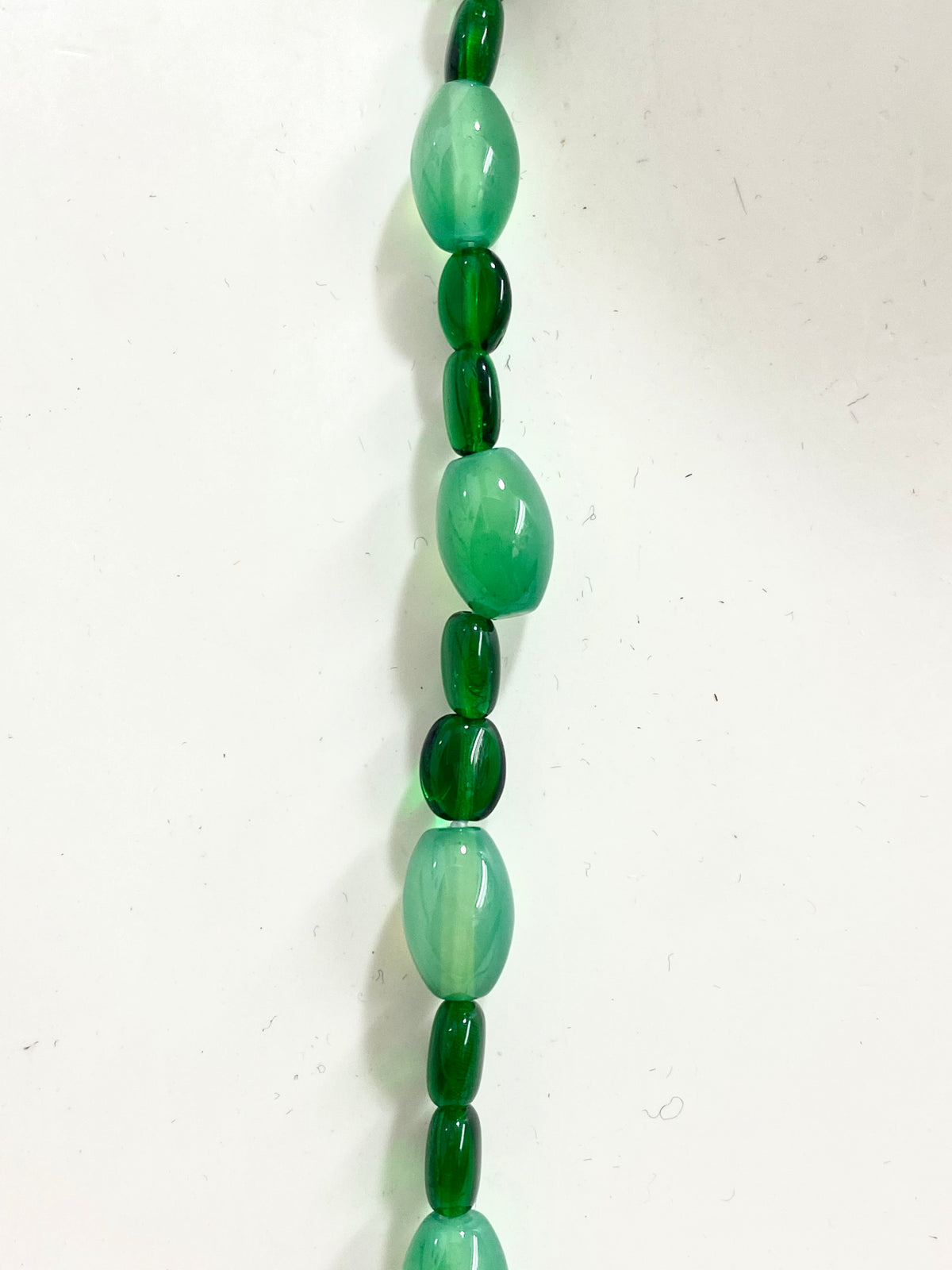Diopside and Chrysoprase Glass Necklace