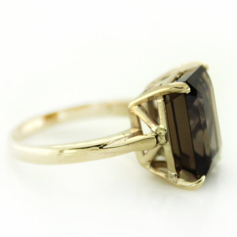 9ct Yellow Gold 7ct Smokey Quartz Ring