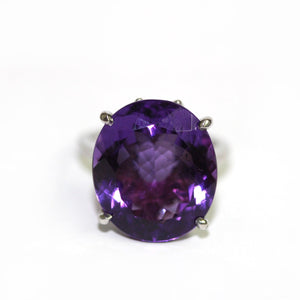 Large Oval Amethyst 9ct White Gold cocktail  Ring