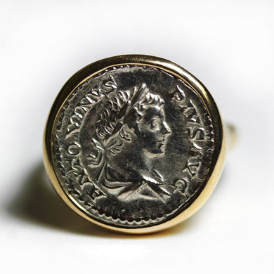 9ct Yellow Gold Antoninus Pius Coin Ring