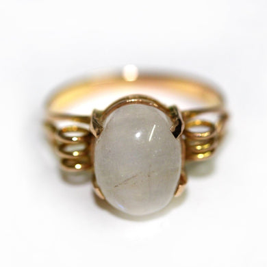 Vintage 14ct Yellow Gold Moonstone Ring