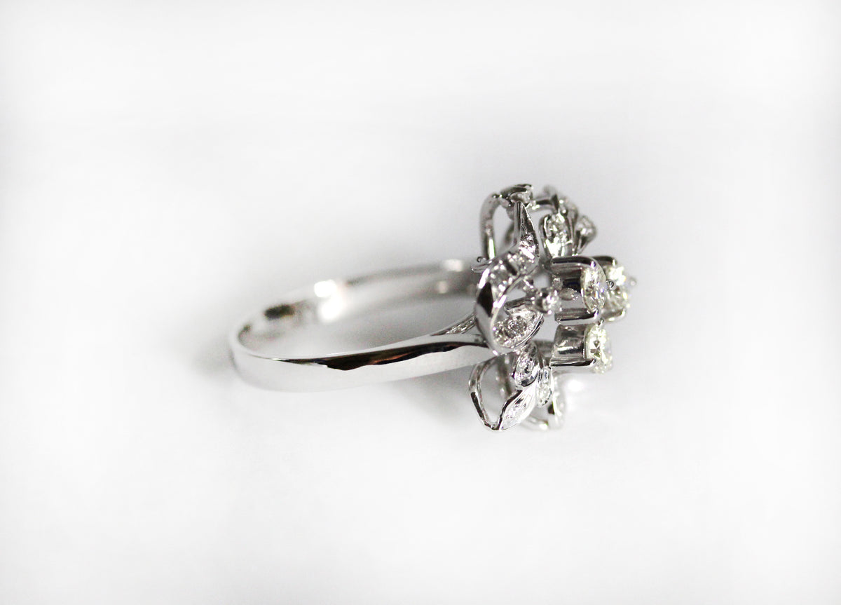 Vintage 9ct White Gold Diamond Floral Princess Ring