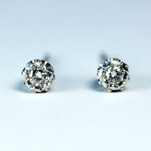 18ct White Gold Diamond Stud Earrings