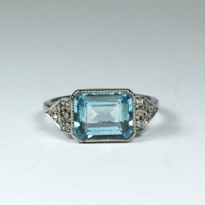 9ct Gold Topaz and Diamond Ring