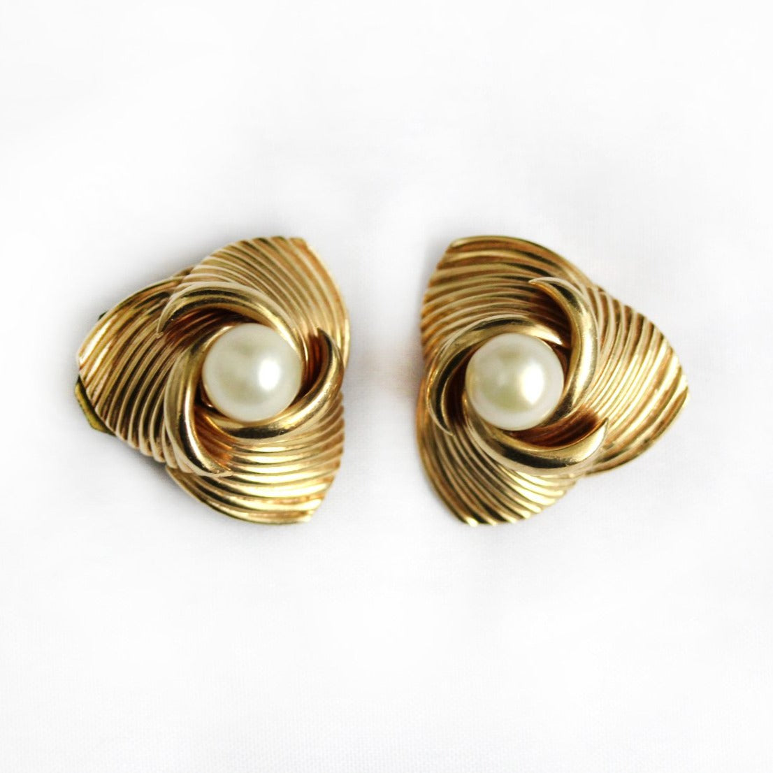 Vintage 14ct Yellow Gold Cultured Pearl Clip On Earrings