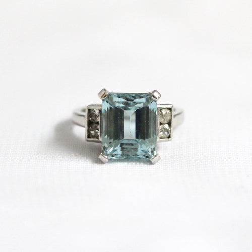 9ct White Gold 6.25ct Aquamarine and Diamond Dress Ring