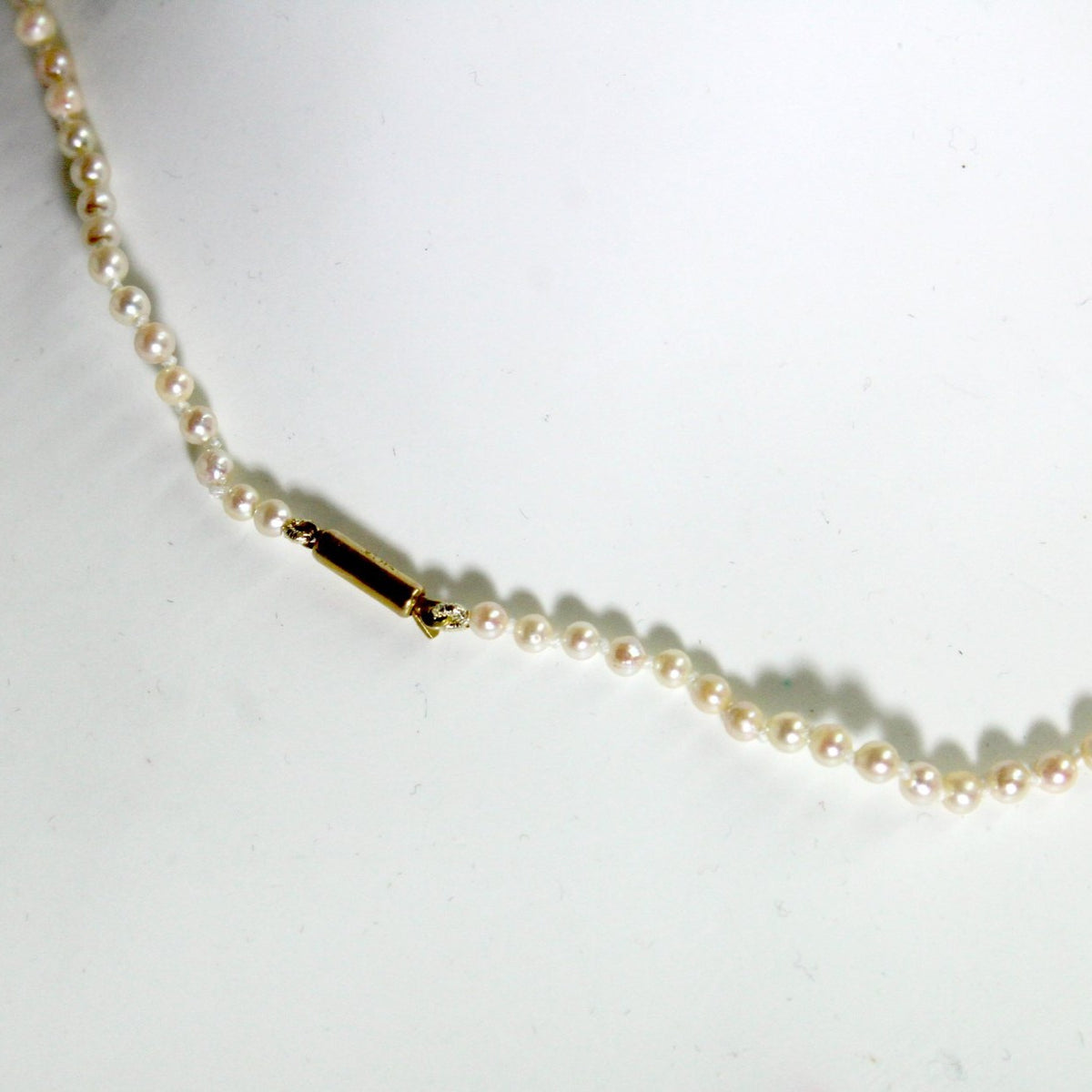 Vintage Yellow Gold Graduated Pink Akoya Pearl Necklace