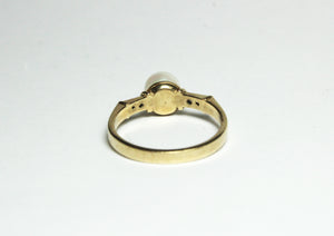 Vintage 9ct Yellow Gold Cultured Pearl and Diamond Ring