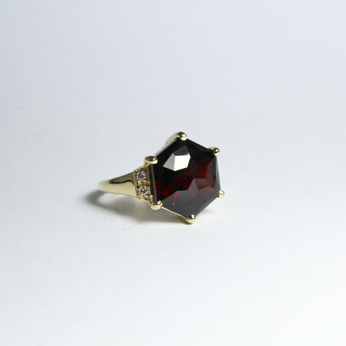 18ct Yellow Gold 10.86ct Garnet and Diamond Dress Ring