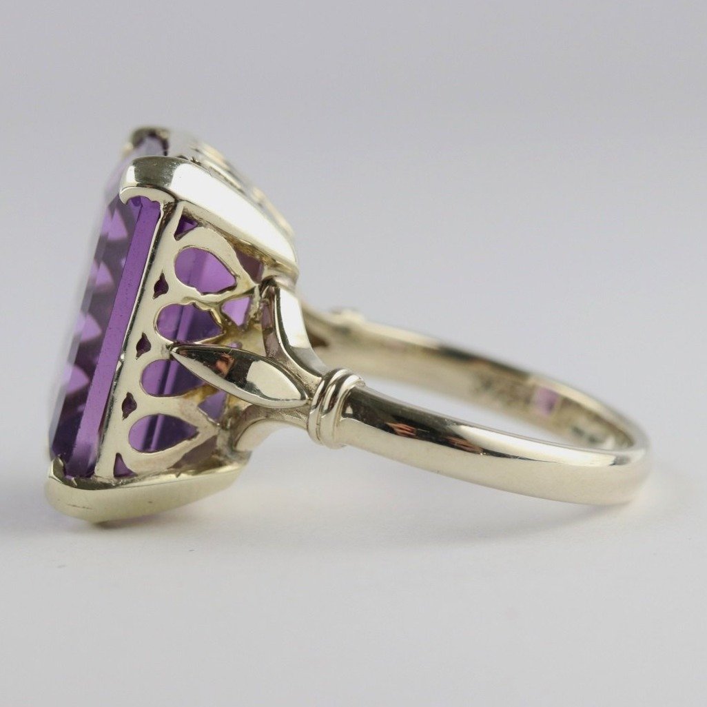 9ct Yellow Gold Amethyst Dress Ring