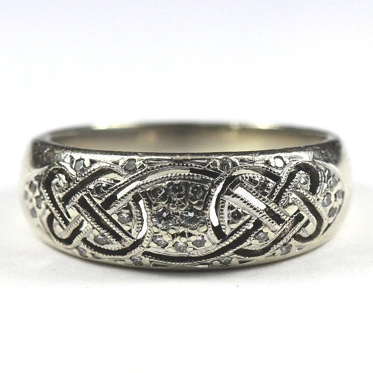 9ct White Gold Diamond Celtic Knot Ring