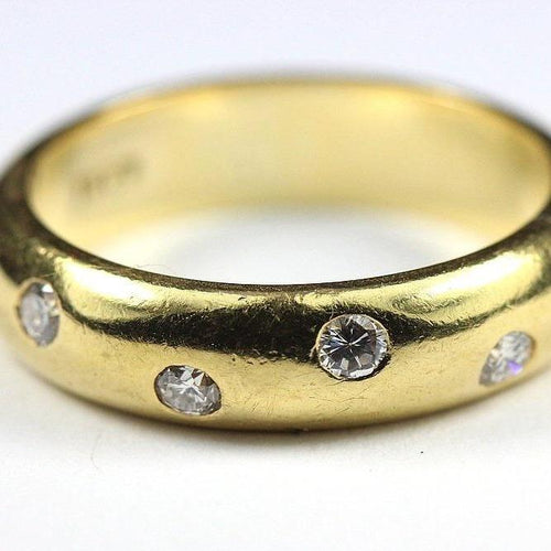 18ct Yellow Gold Diamond Wave Band