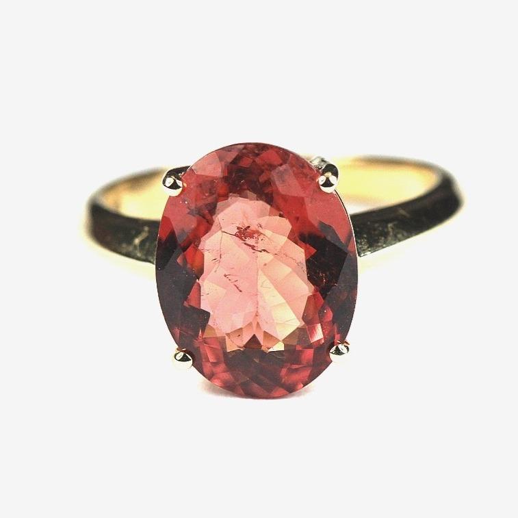9ct Yellow Gold Pink Tourmaline Ring (V)