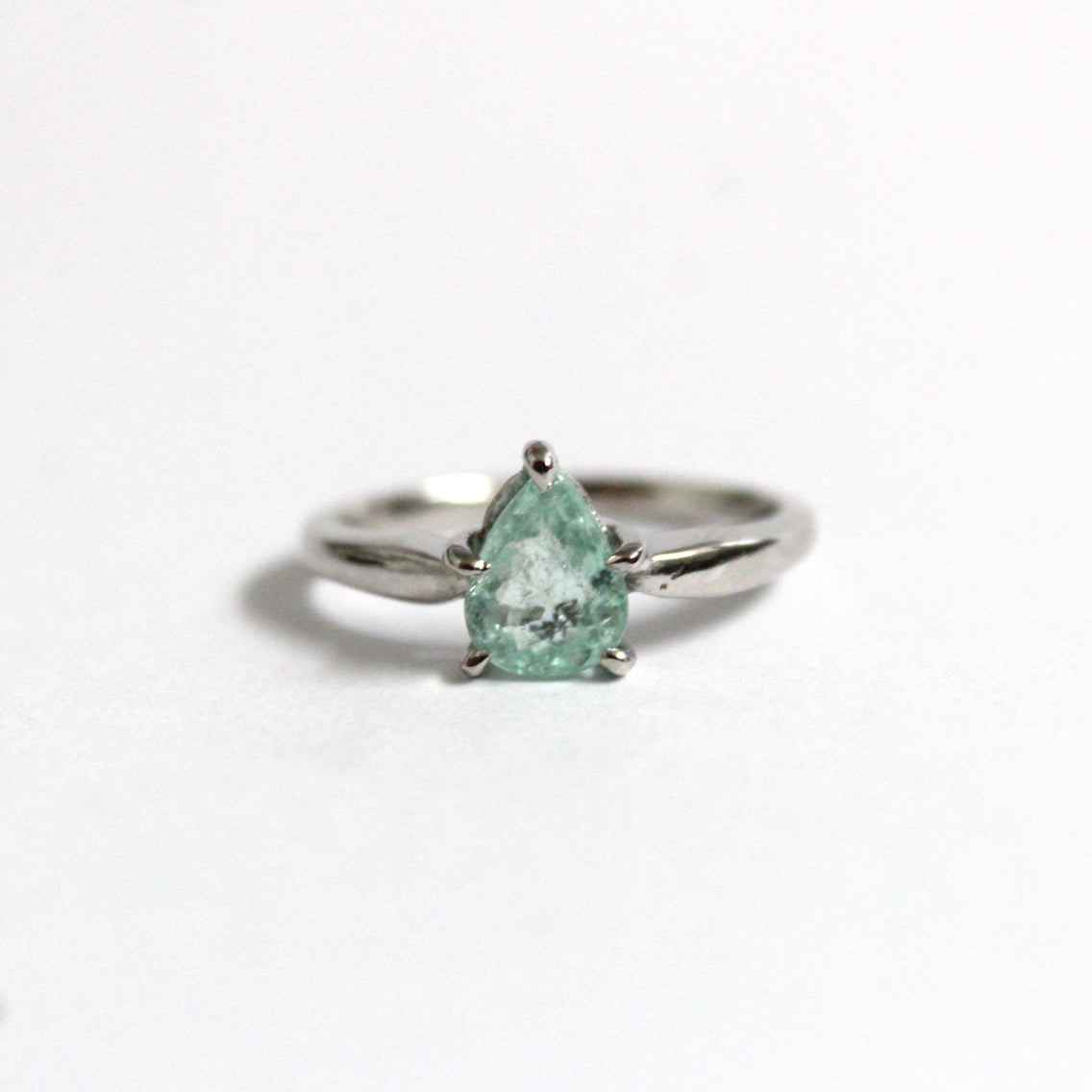 9ct White Gold 0.75ct Blue Tourmaline Ring