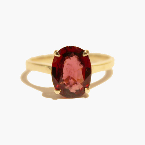 9ct Yellow Gold Garnet Ring