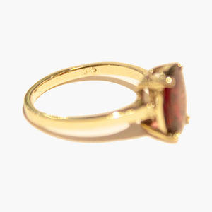 9ct Yellow Gold Garnet Ring
