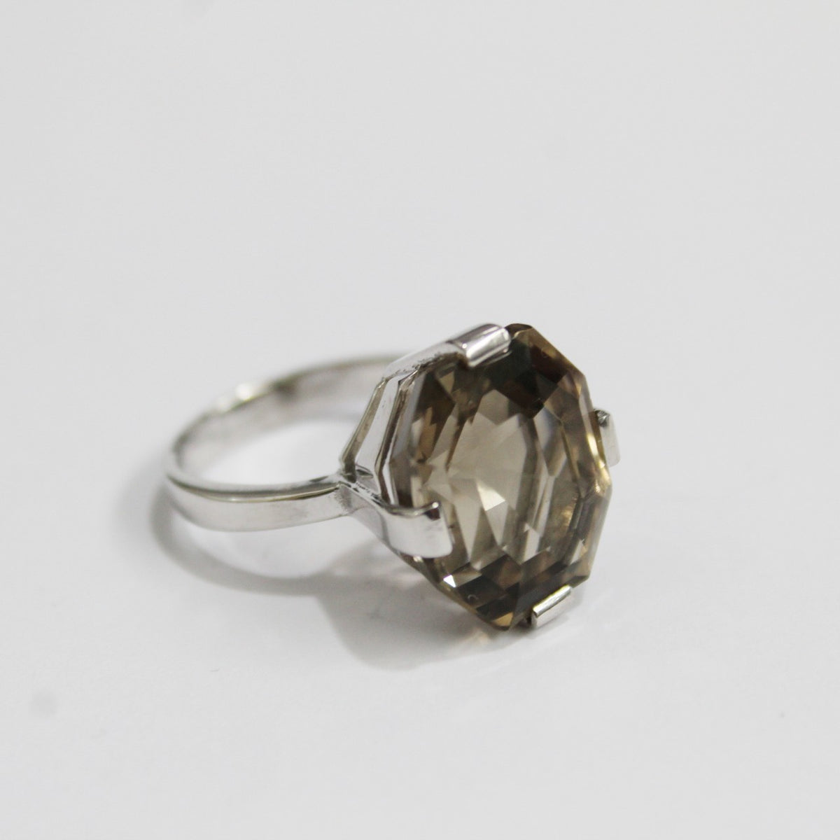 9ct White Gold Smokey Quatz Cocktail Ring