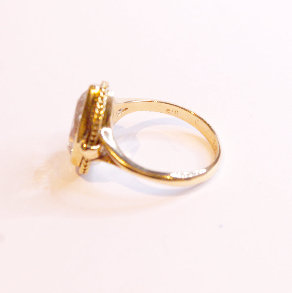 9ct Yellow Gold Pear Cut White Topaz Ring
