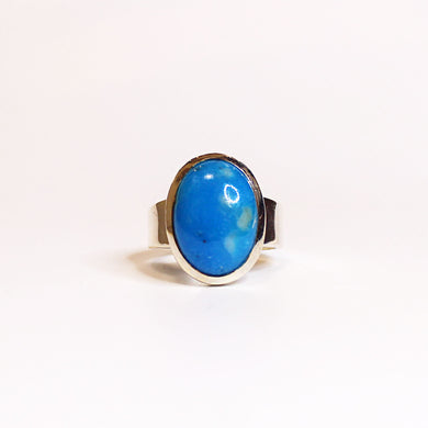 Sterling Silver Oval Cut Turquoise Ring