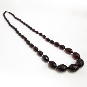 Vintage Faceted Cherry Amber Graduated Beaded Necklace