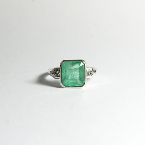 9ct White Gold 4.5ct Emerald and Diamond Dress Ring