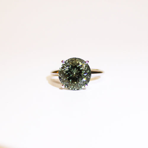 9ct White Gold Green Tourmaline Ring