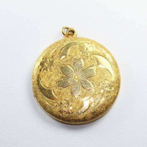 Antique 18ct Yellow Gold Floral Engraved Locket