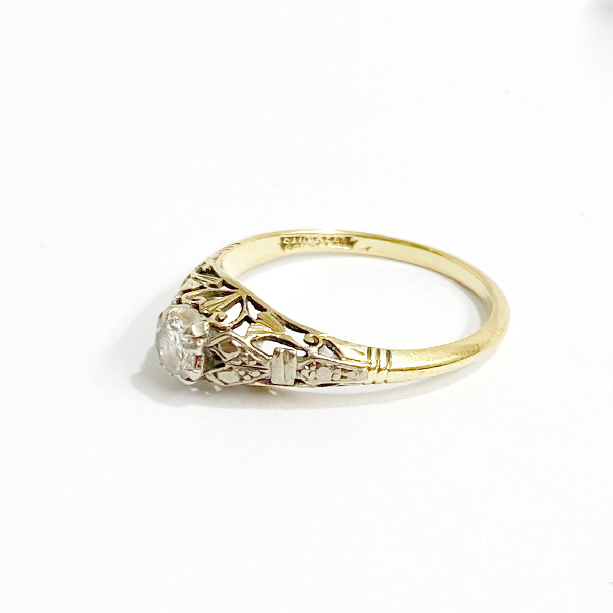 Antique 18ct Yellow Gold Old Cut Diamond Engagement Ring
