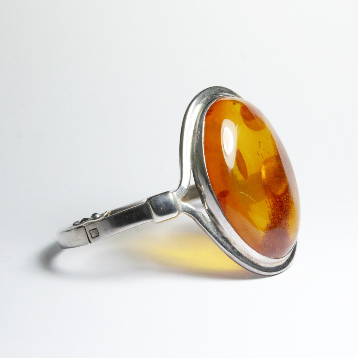 Antique Silver Baltic Honey Amber Hinged Bangle