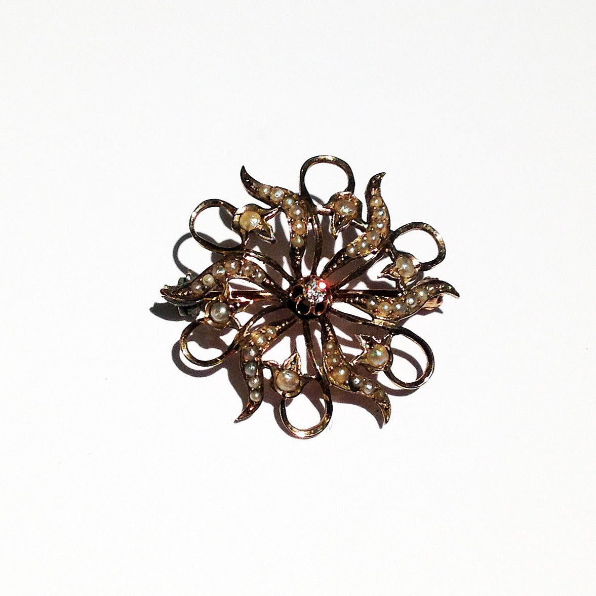 Edwardian c.1900 9ct Gold Brooch with Seed Pearls and Centre Diamond