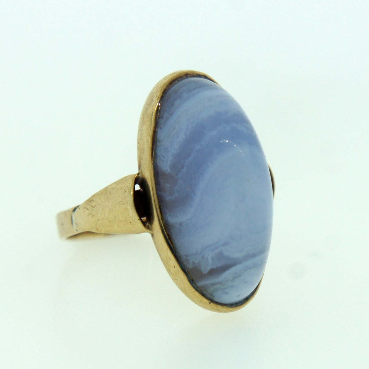 Antique 9ct Yellow Gold Banded Lavender Agate Ring