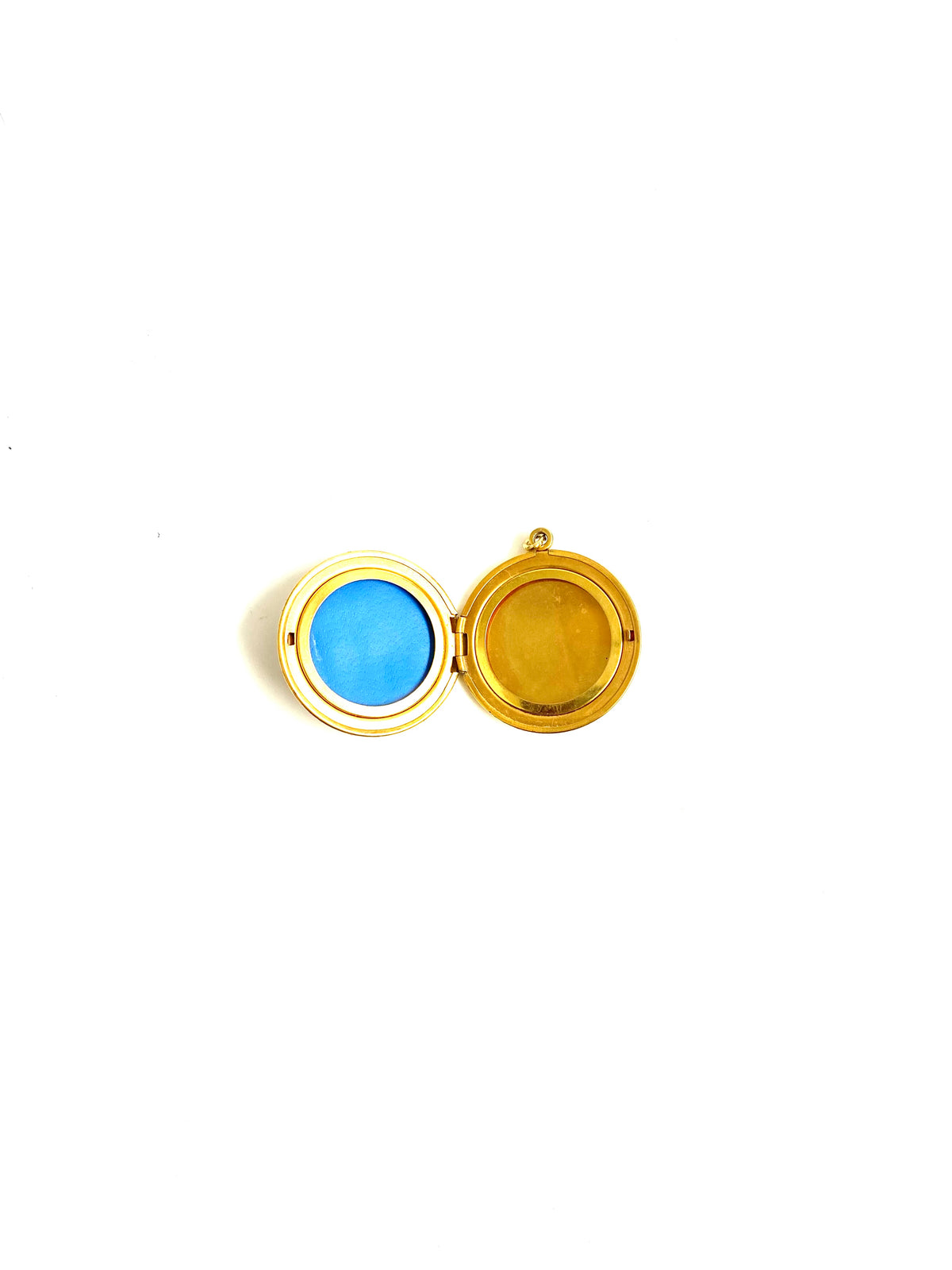 18ct Gold Round Locket