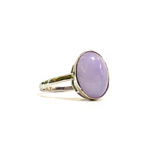9ct White Gold Oval Cabochon Lavender Jade Ring