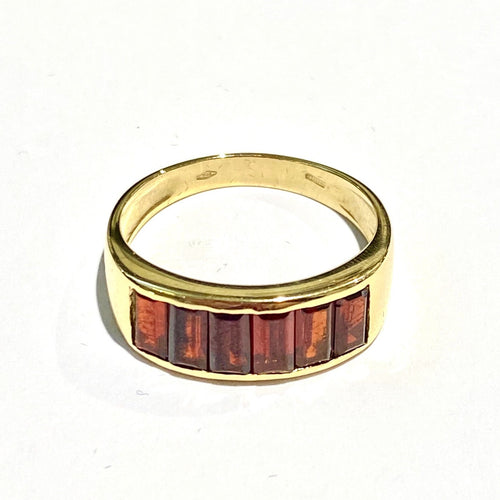 Vintage 9ct Yellow Gold Garnet Bridge Ring