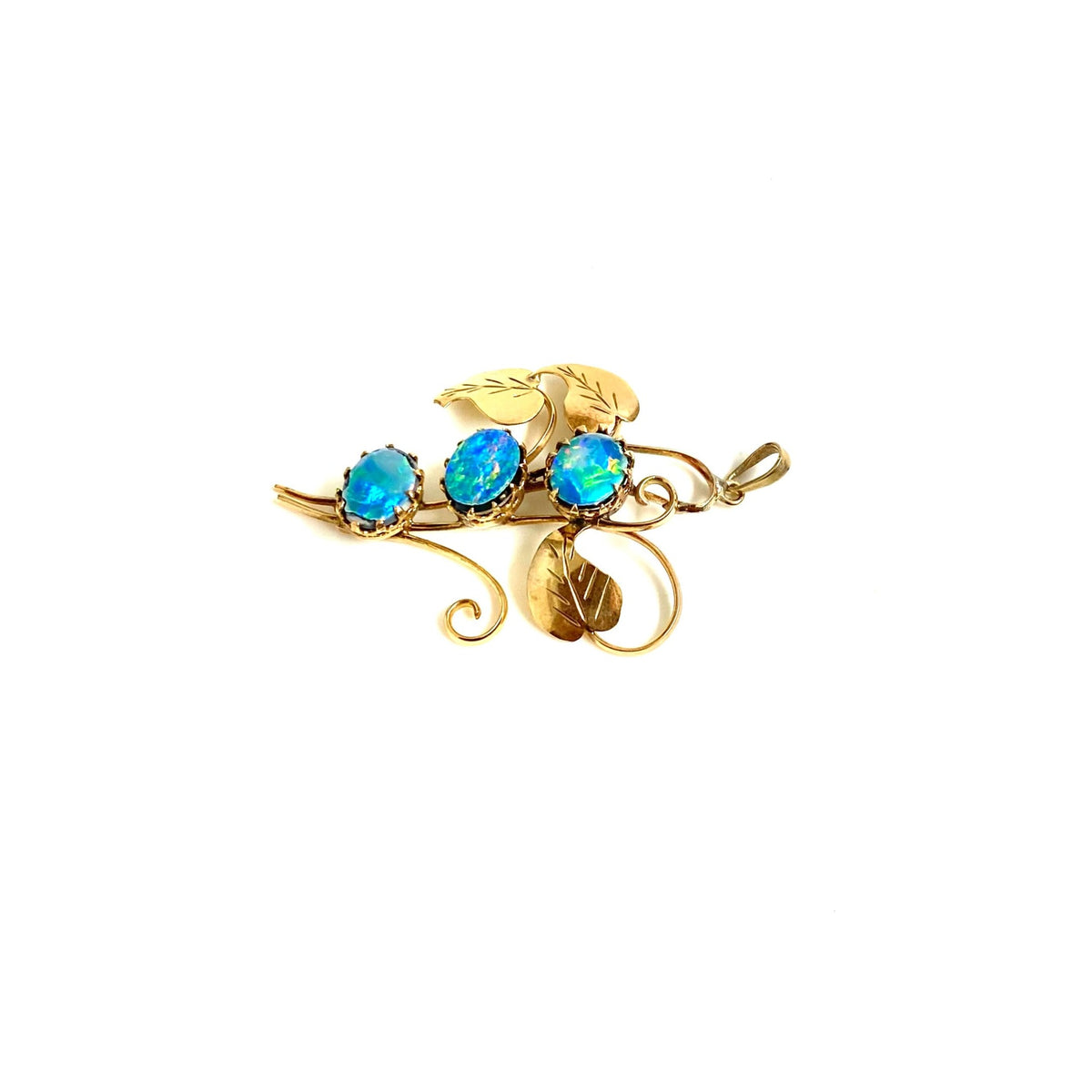 9ct Gold Three Opal Leaf Pendant