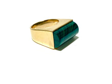 9ct Yellow Gold Barrel Cut Australian Malachite Ring