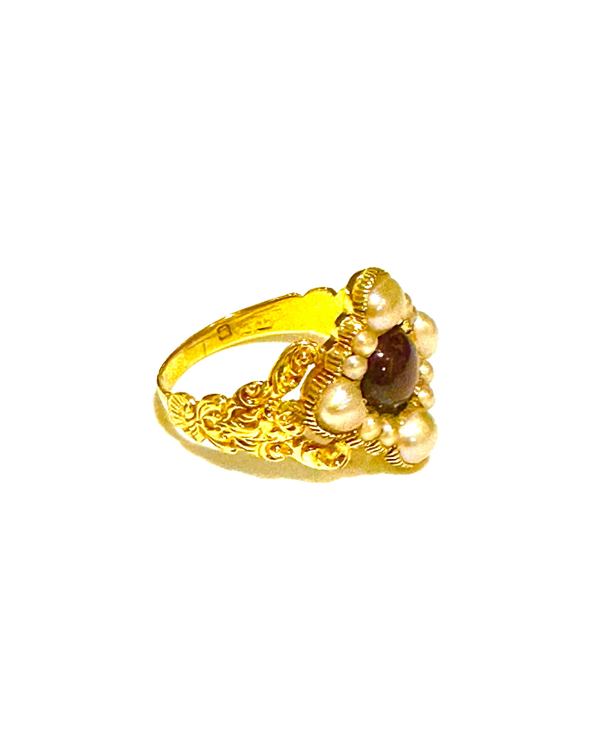 18ct Gold Georgian Garnet and Pearl Repoussé Ring