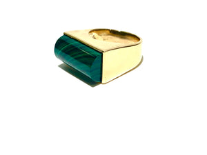 9ct Yellow Gold Barrel Cut Australian Malachite Ring