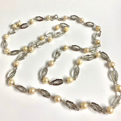 18ct White Gold Mikimoto Pearl Necklace