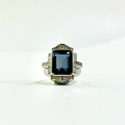 18ct White Gold London Blue Topaz and Diamond Ring