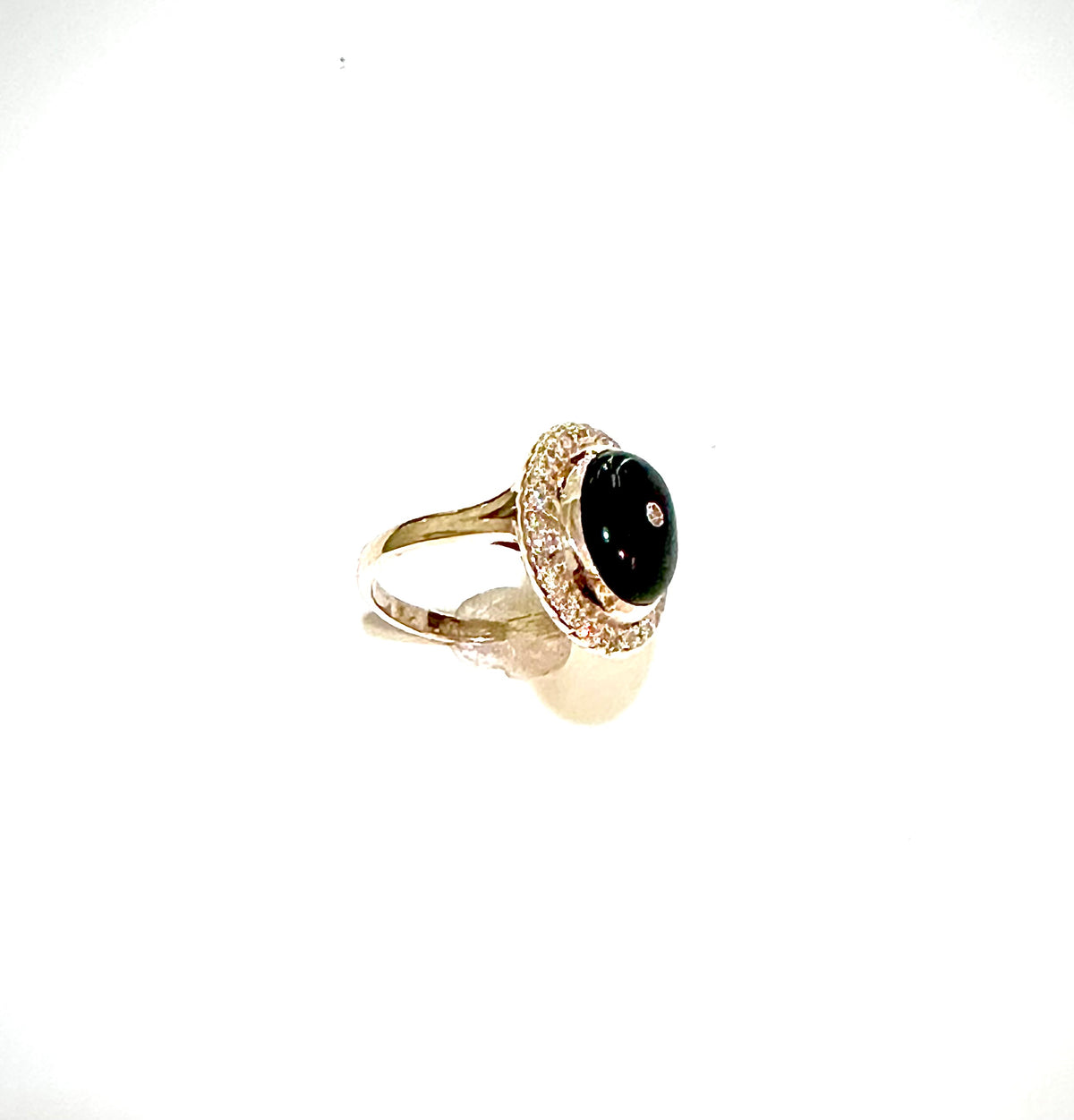Yellow Gold Black Onyx and Diamond Ring