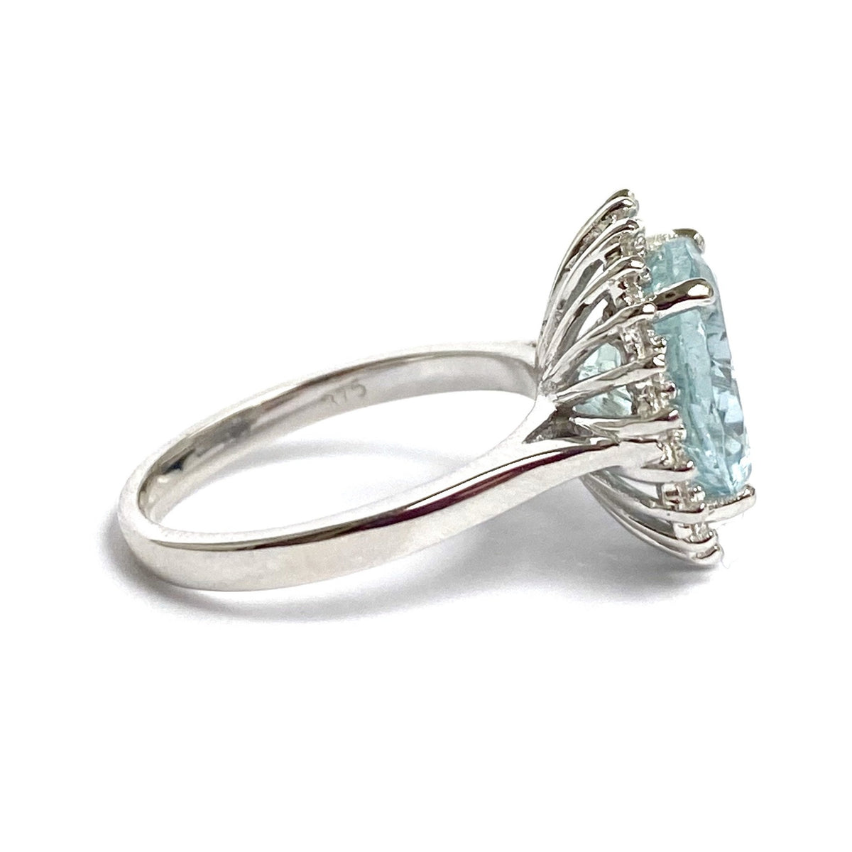 9ct White Gold 5ct Aquamarine and Diamond Ring