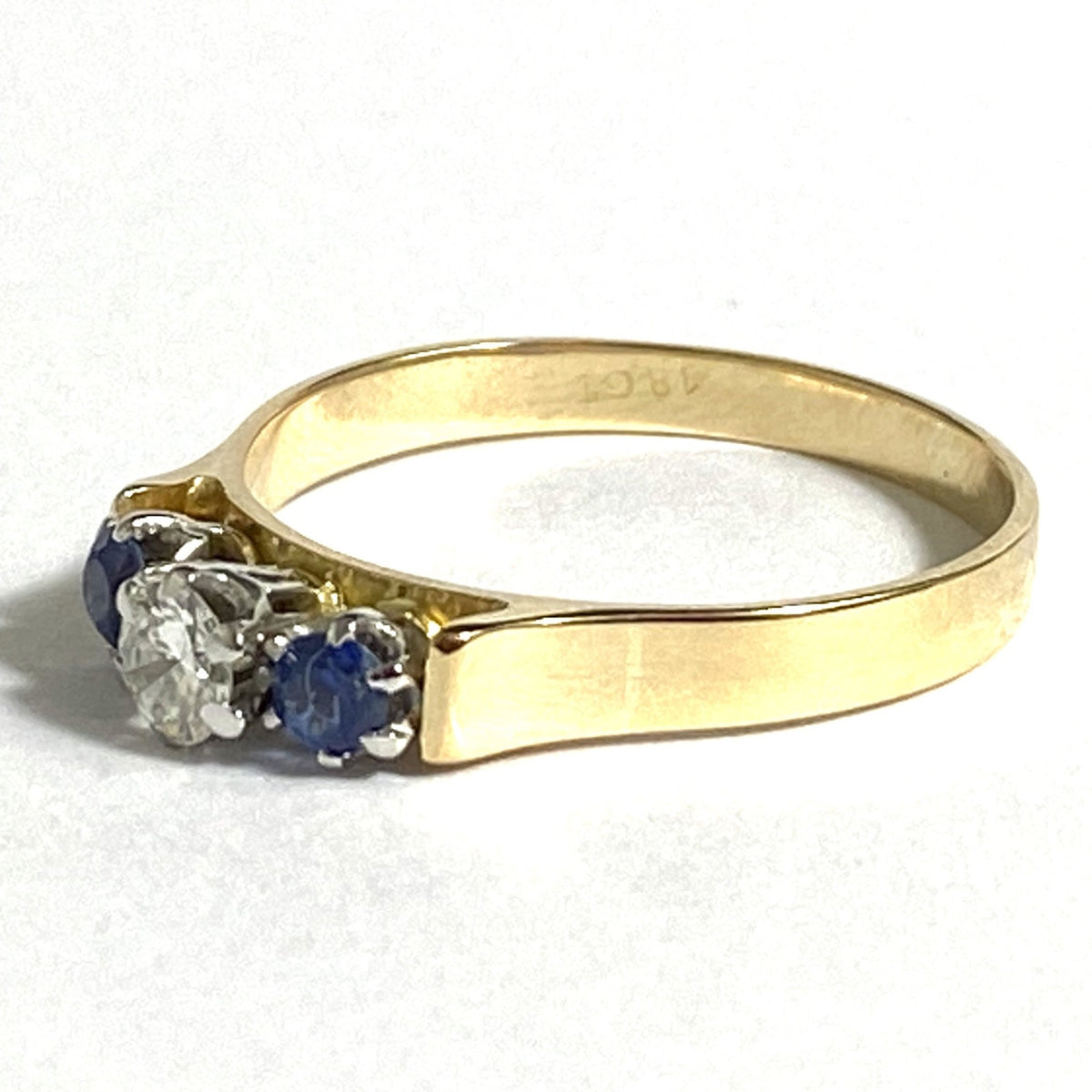 Vintage 18ct Yellow Gold Sapphire and Diamond Trilogy Ring