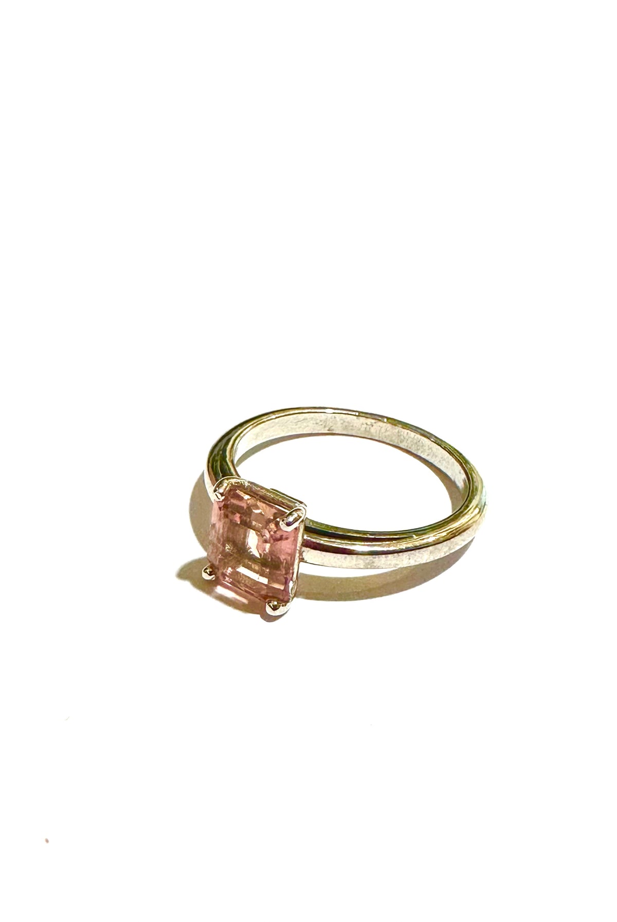 9ct White Gold Pink Tourmaline Ring